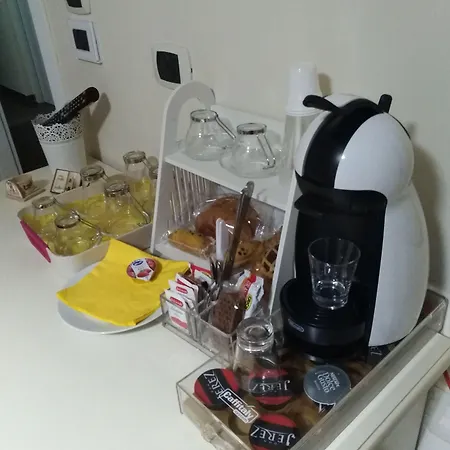 Bed & Breakfast Domus Al Corso 4*