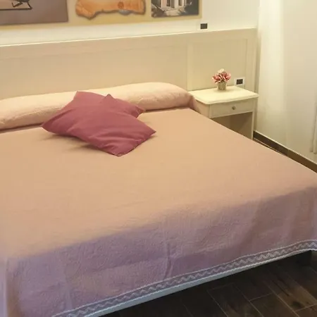 Domus Al Corso 4*