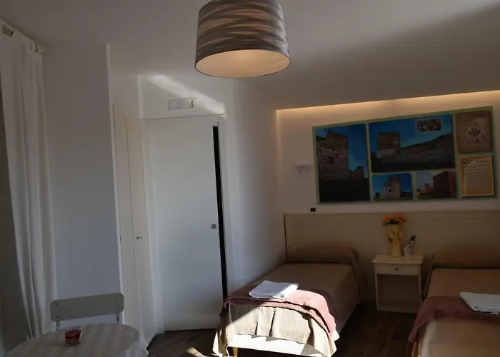 Domus Al Corso Bed & Breakfast 4*